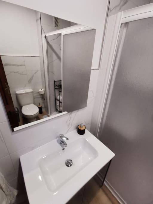 Apartamento En La Cala Del Moral מראה חיצוני תמונה